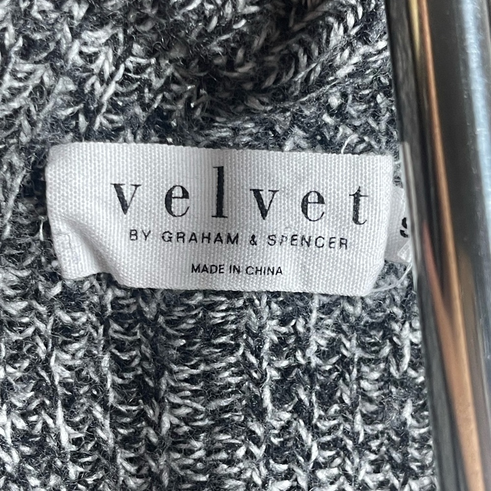 velvet Graham & Spencer | Marled One Button Wool Cashmere Blend Front Sweater - Picture 5 of 7